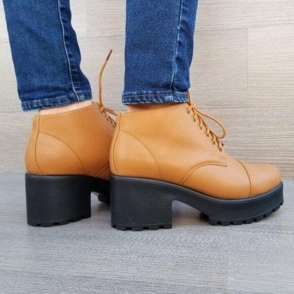 Lace Up Ankle Boots Platform Block Heel Lug Sole Leatherette Brown Chunky 90s - Picture 9 of 10